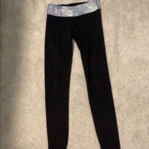 Black ivivva tights.